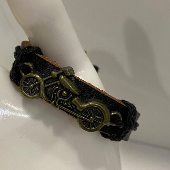 Motorcycle genuine Leather Bracelets set of 2 With Adjustable Cord bikerco - Picture 5 of 11